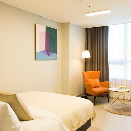 Celebstay Songdo Halla Western Park Yeonsu Exterior foto