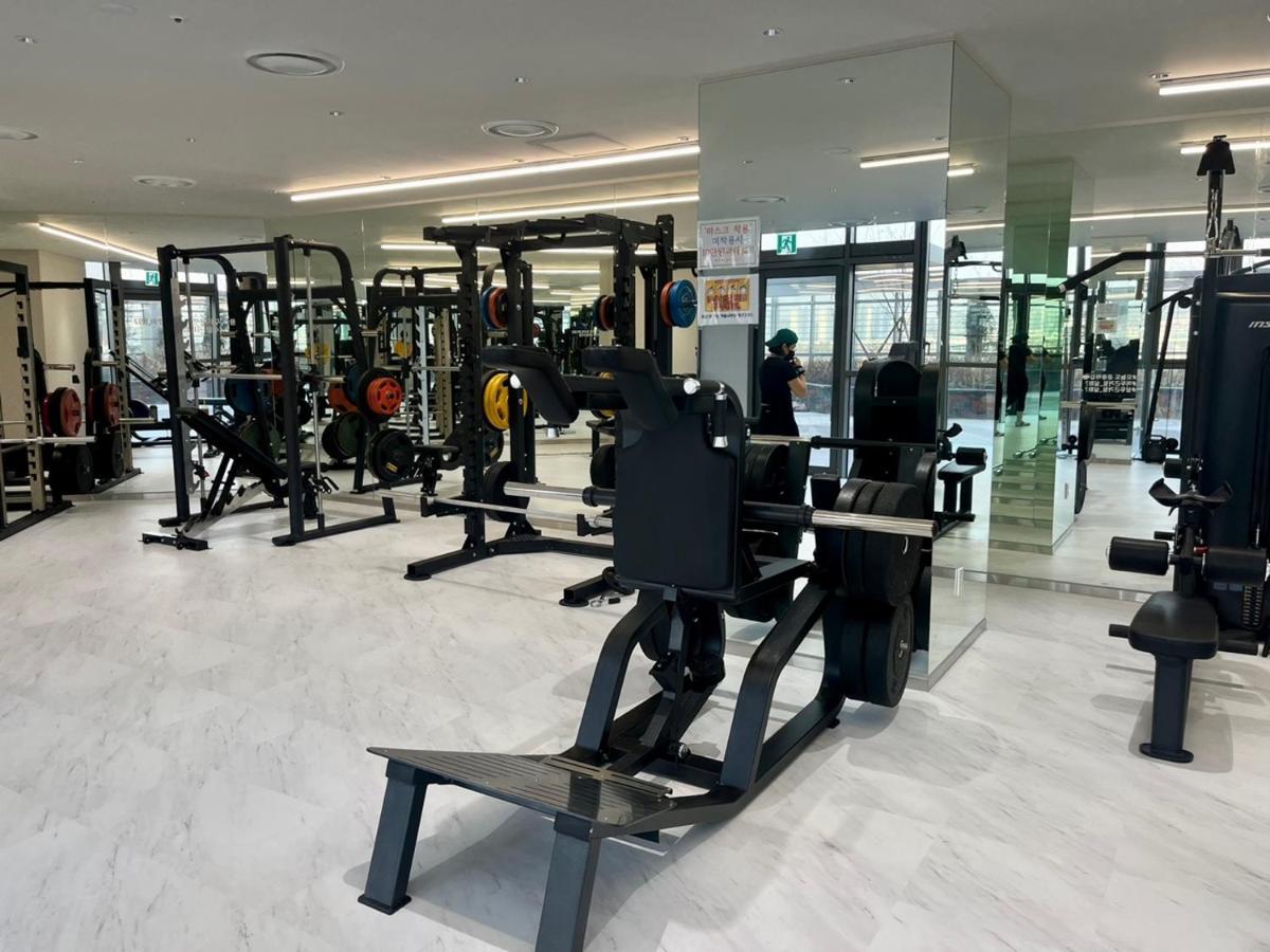 Celebstay Songdo Halla Western Park Yeonsu Exterior foto